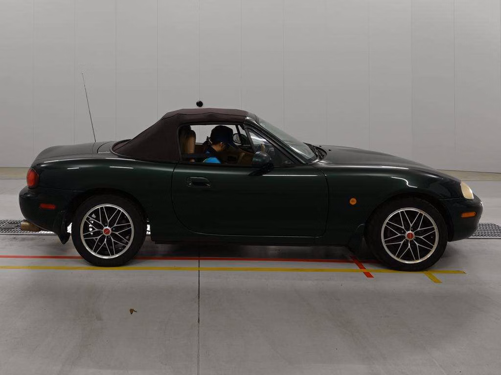 MAZDA ROADSTER