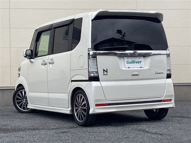 HONDA N-BOX