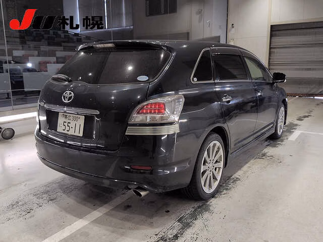 TOYOTA MARK X ZIO
