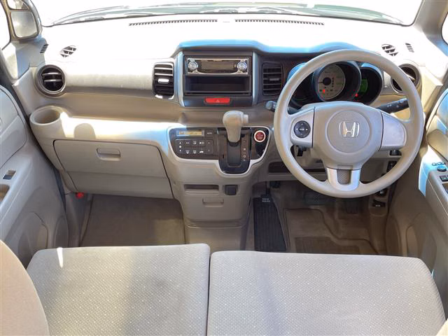 HONDA N-BOX