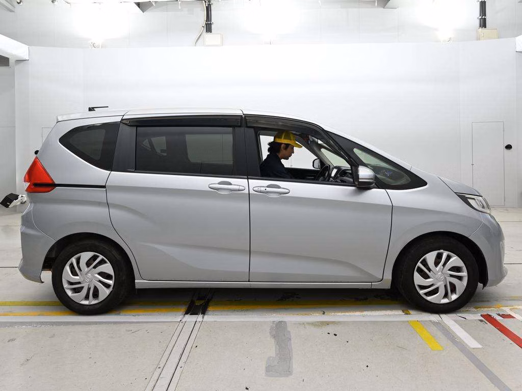 HONDA FREED+