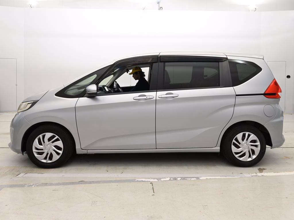 HONDA FREED+