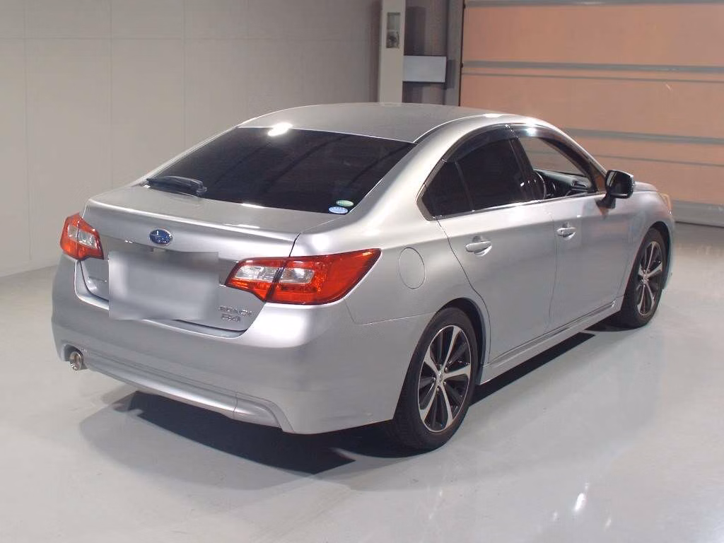 SUBARU LEGACY B4