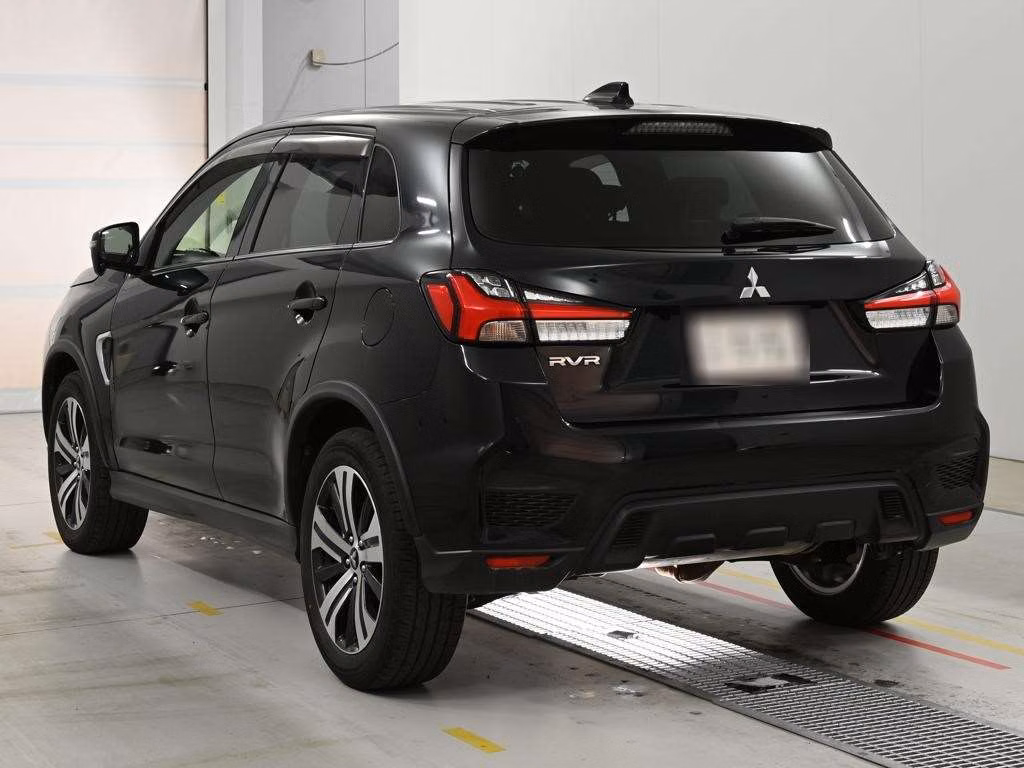 MITSUBISHI RVR
