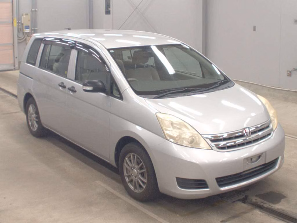 TOYOTA ISIS