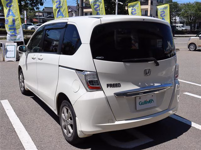 HONDA FREED