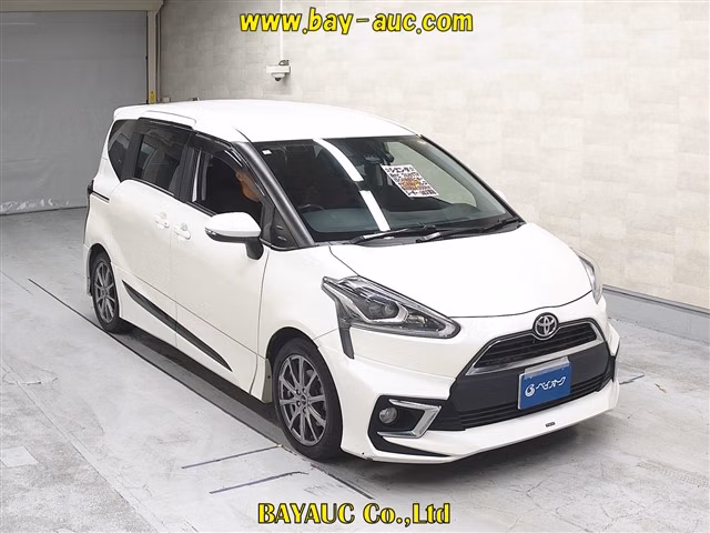 TOYOTA SIENTA