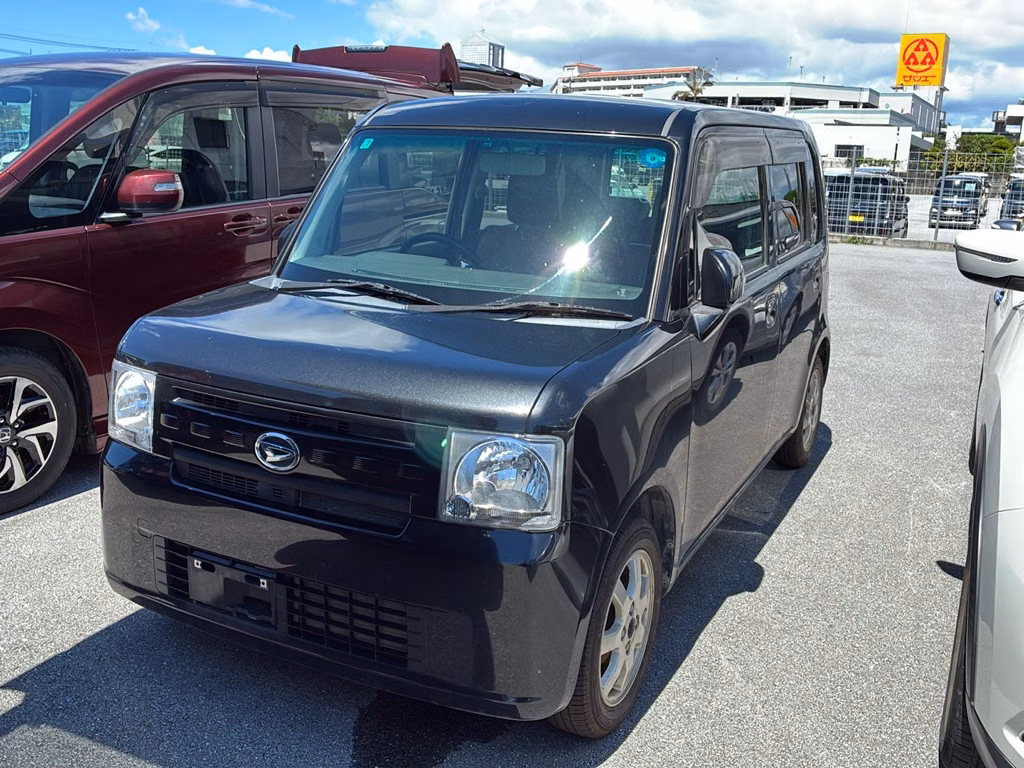 DAIHATSU MOVE CONTE