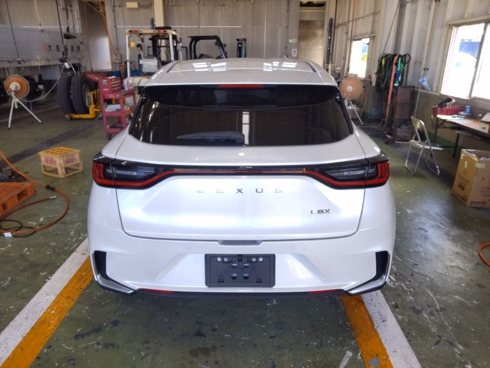 LEXUS LBX