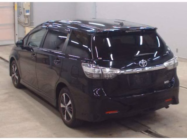 TOYOTA WISH