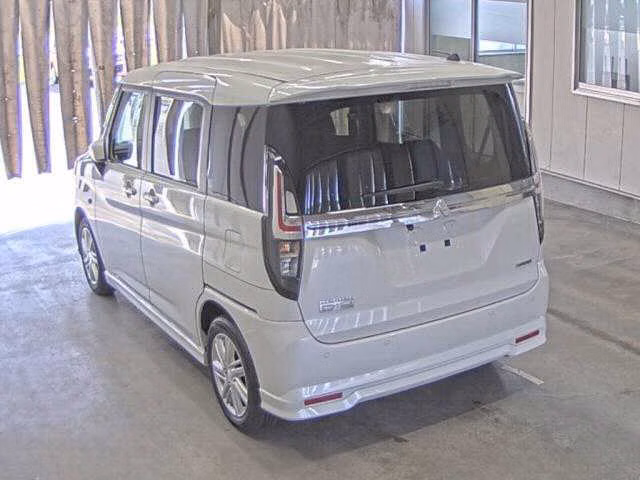 MITSUBISHI DELICA D:2