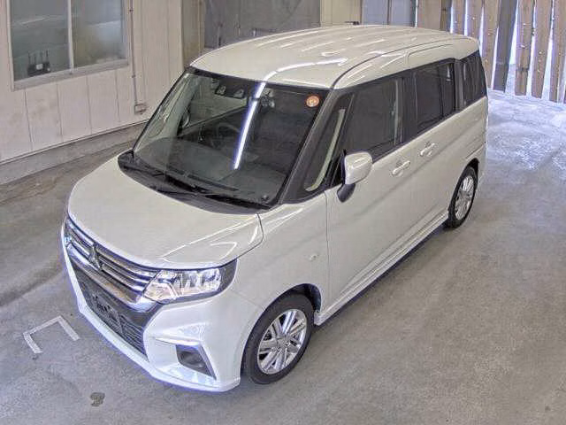 MITSUBISHI DELICA D:2