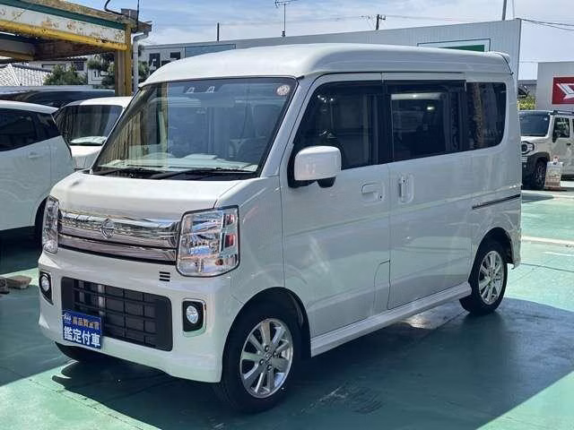 NISSAN NV100 CLIPPER