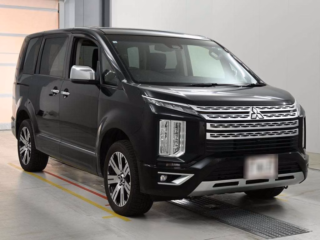 MITSUBISHI DELICA D:5