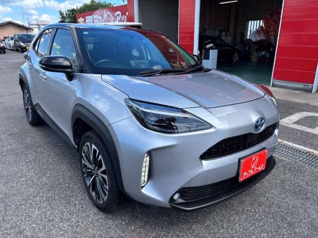 TOYOTA YARIS CROSS