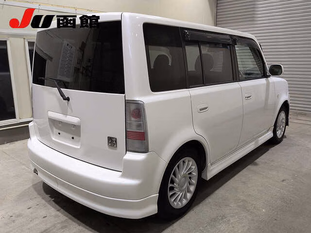 TOYOTA BB