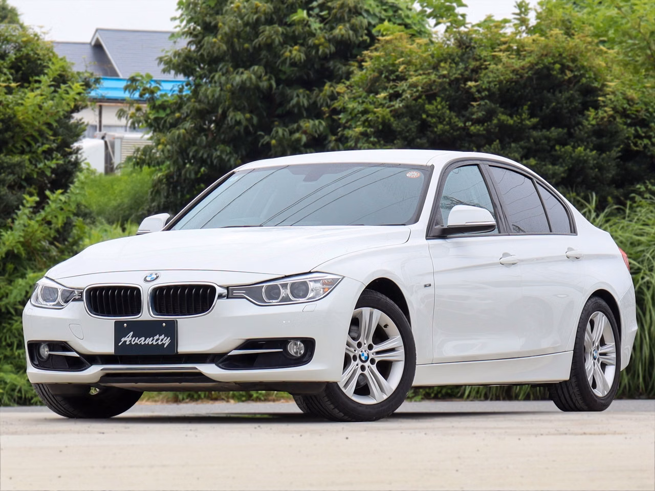 BMW 3-SERIES