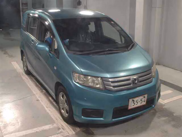 Honda Freed Spike