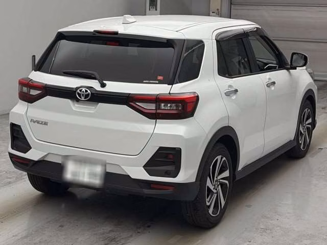 TOYOTA RAIZE