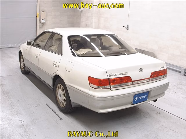 TOYOTA MARK II