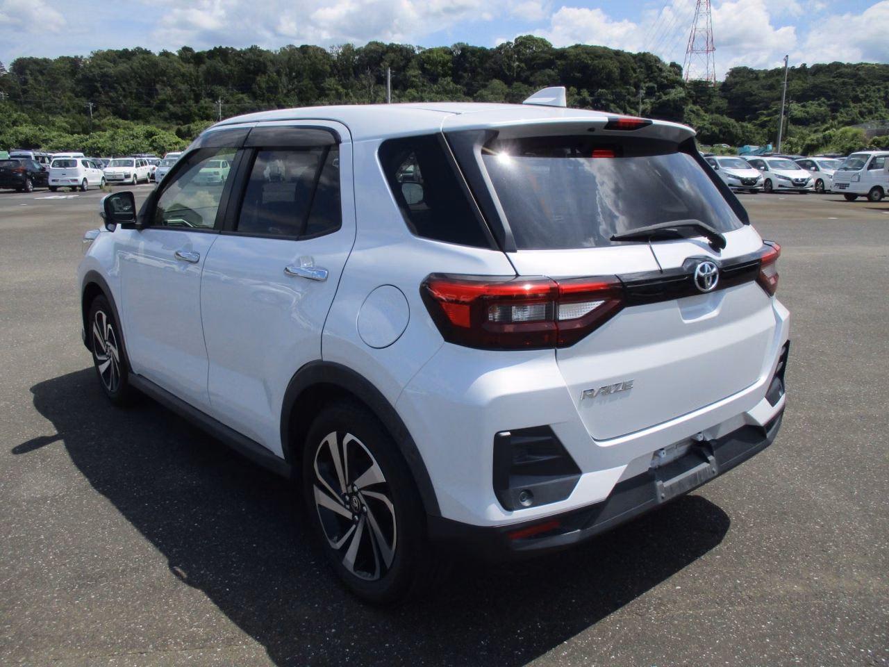 TOYOTA RAIZE