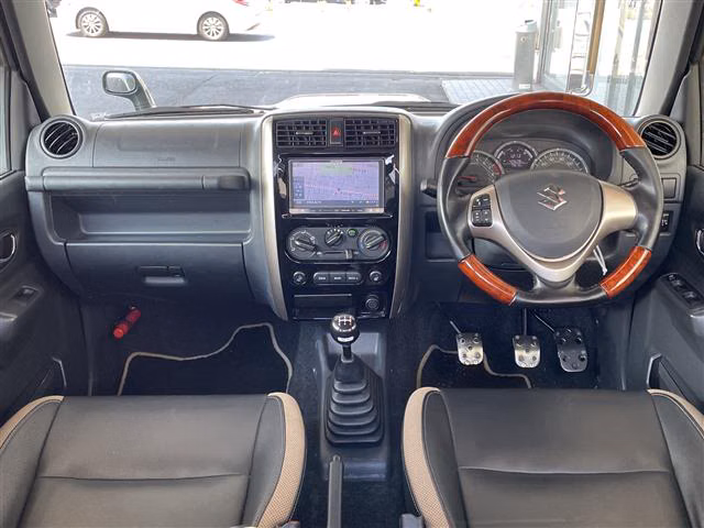 SUZUKI JIMNY
