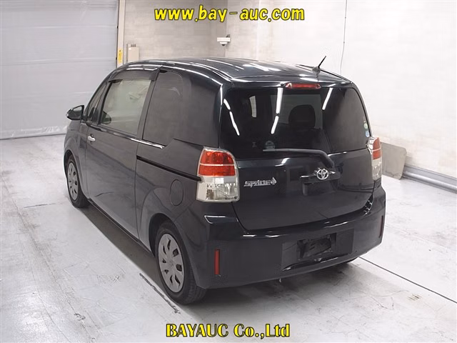 TOYOTA SPADE