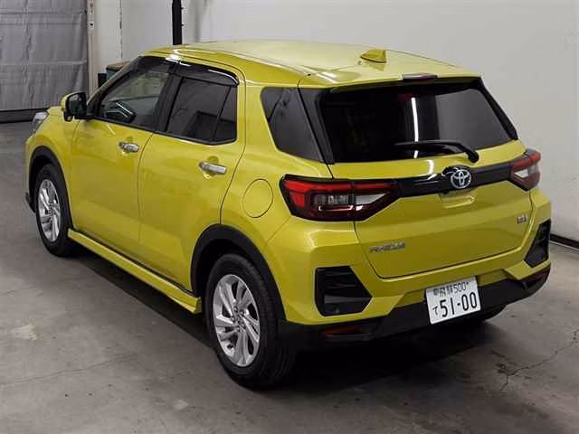 TOYOTA RAIZE