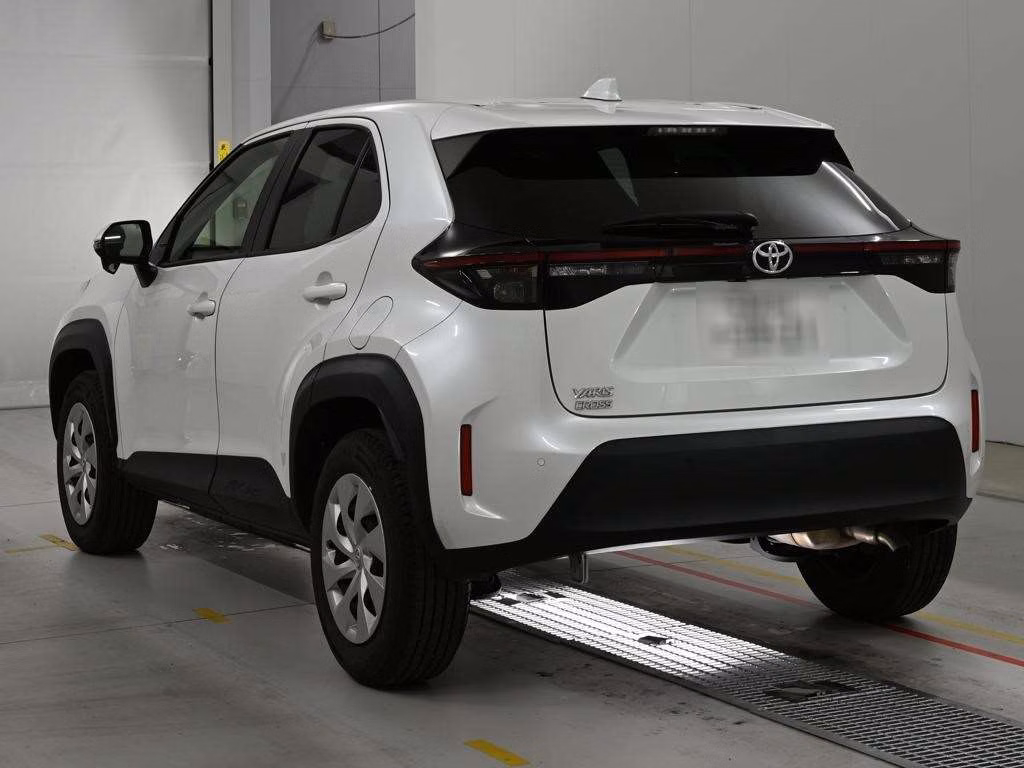 TOYOTA YARIS CROSS