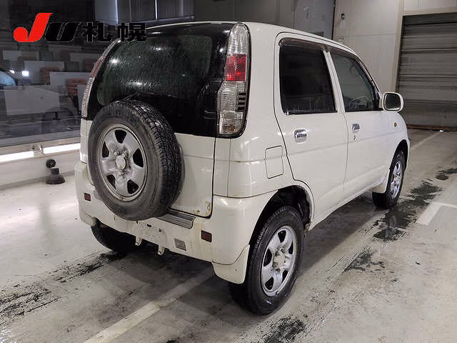 DAIHATSU TERIOS KID