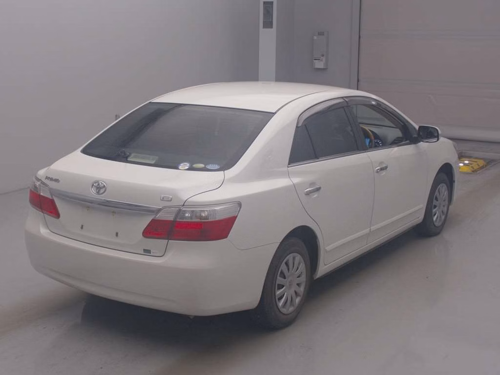 TOYOTA PREMIO
