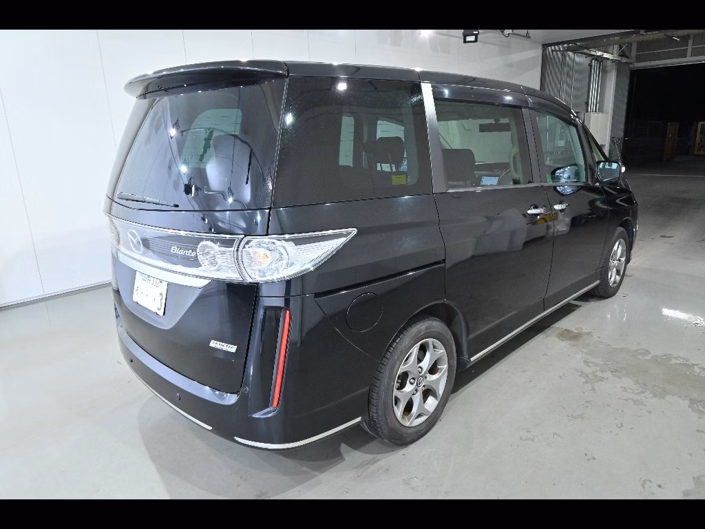 MAZDA BIANTE