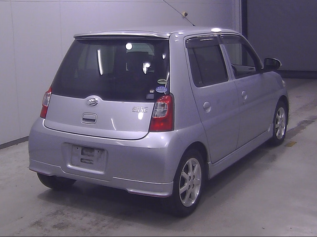 DAIHATSU ESSE