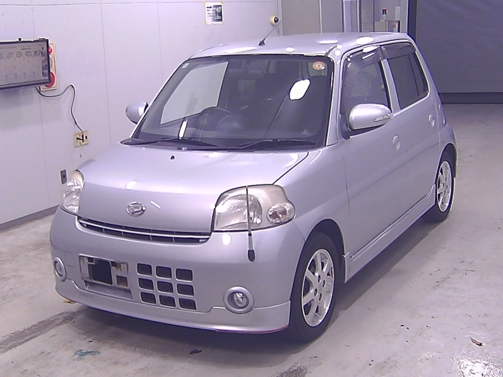 DAIHATSU ESSE