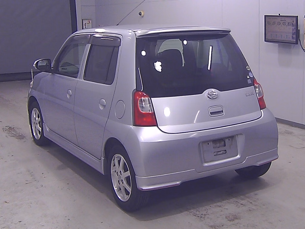 DAIHATSU ESSE