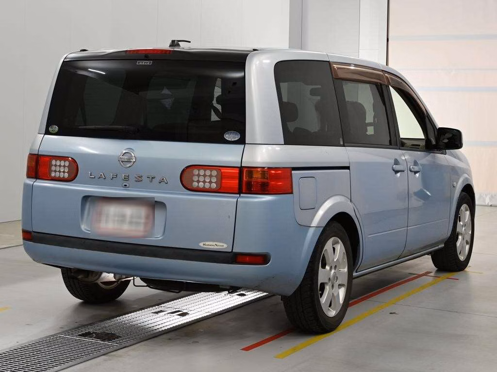 NISSAN LAFESTA