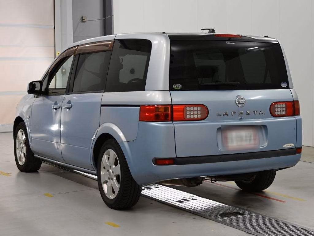 NISSAN LAFESTA