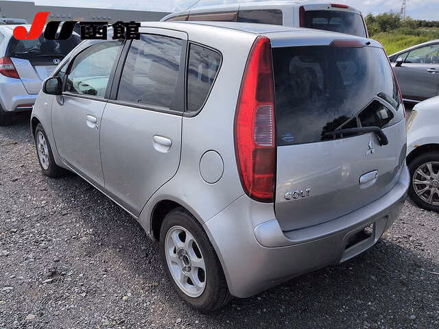 MITSUBISHI COLT