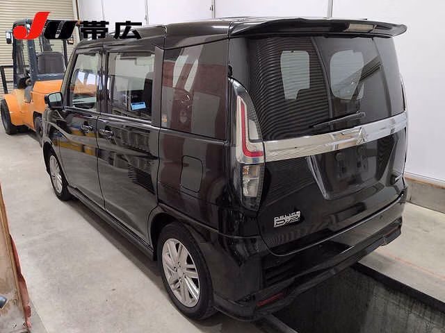 MITSUBISHI DELICA D:2