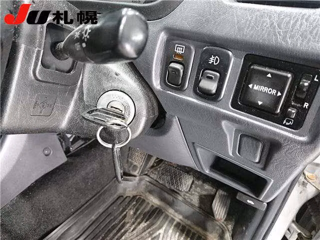 DAIHATSU TERIOS KID