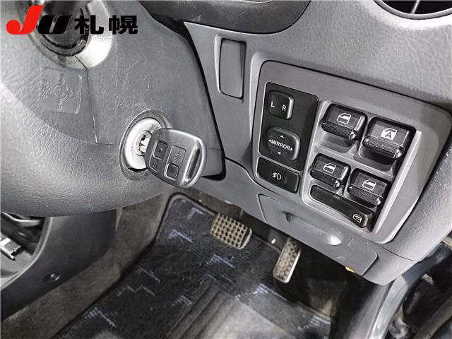 DAIHATSU MIRA AVY