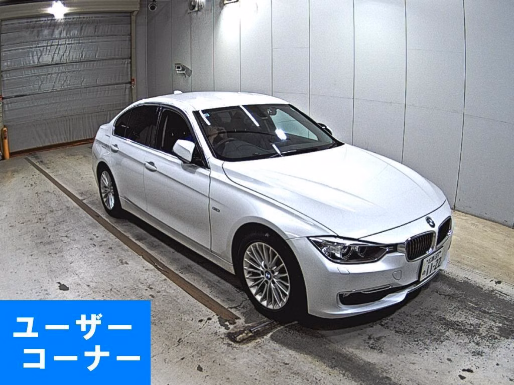 BMW 3-SERIES