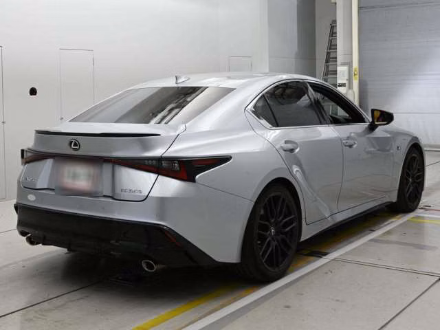 LEXUS IS350