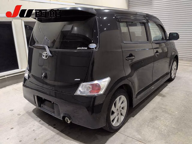 TOYOTA BB
