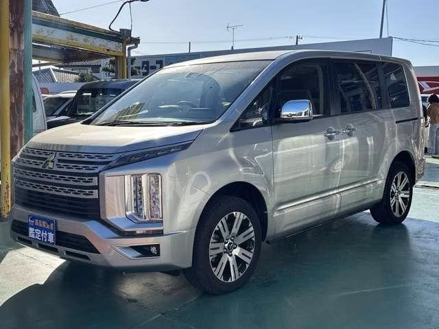MITSUBISHI DELICA D:5