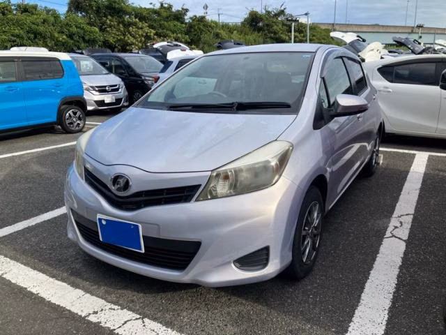 TOYOTA VITZ
