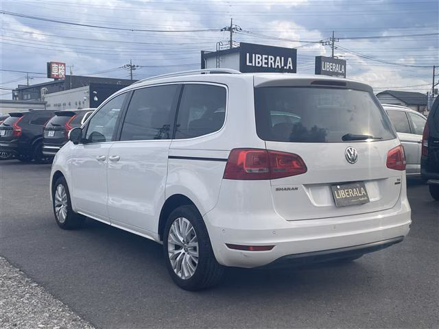 VOLKSWAGEN SHARAN