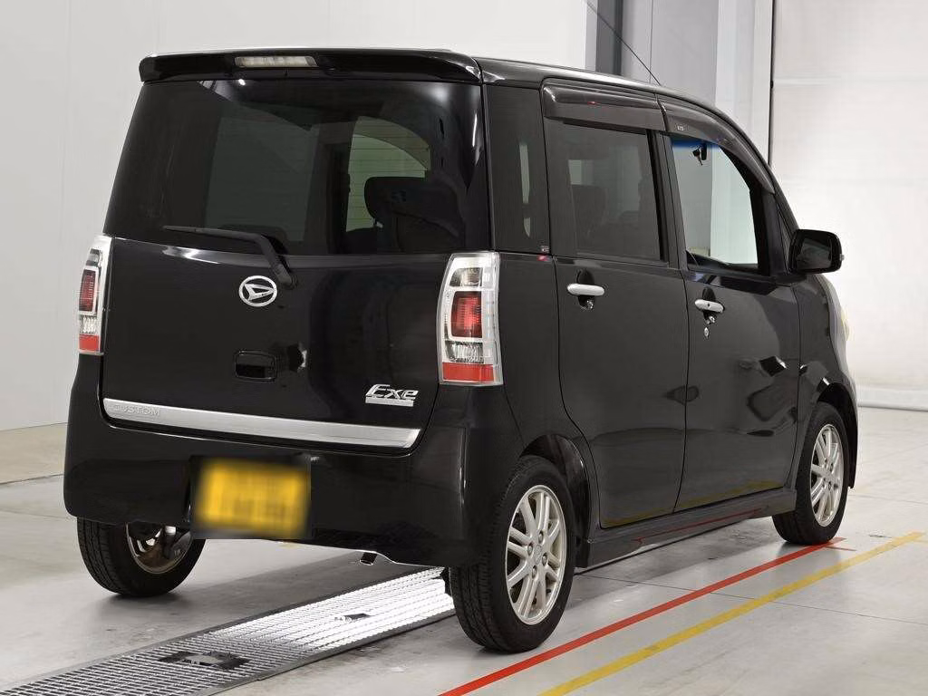 DAIHATSU TANTO EXE