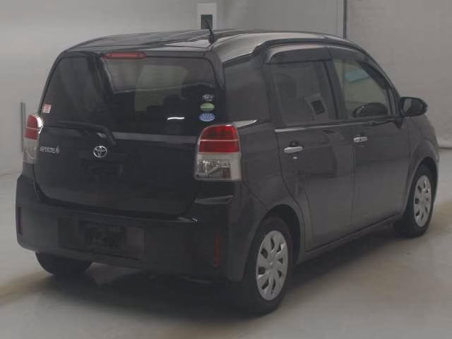 TOYOTA SPADE