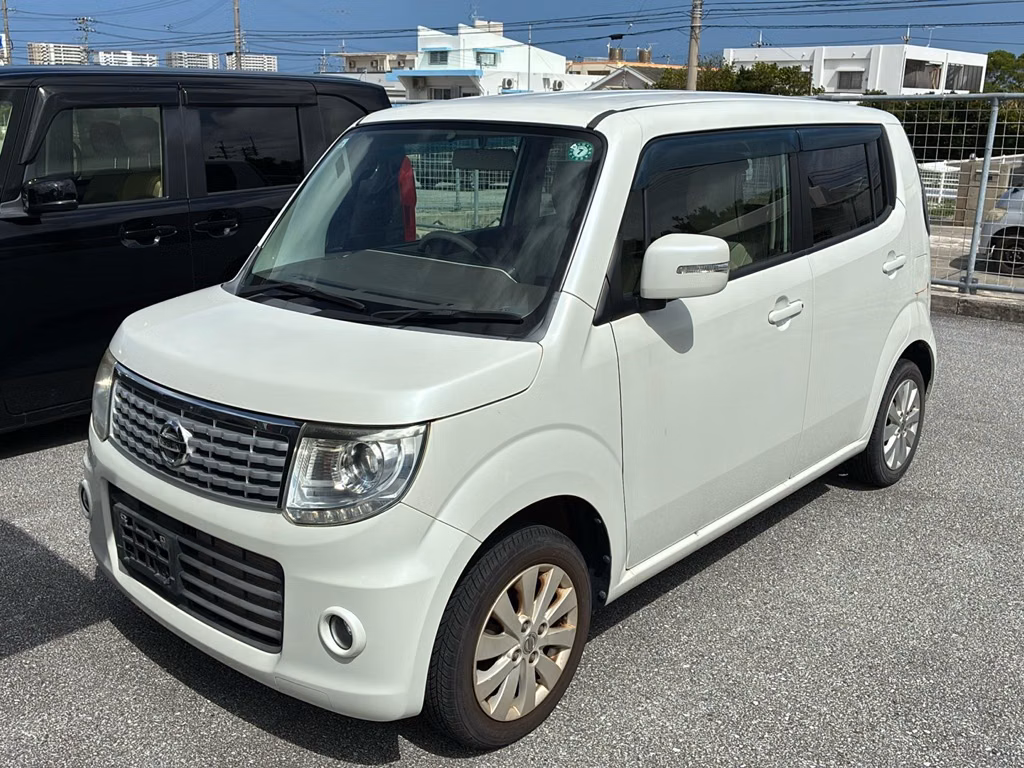 NISSAN MOCO